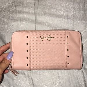 Jessica Simpson wallet